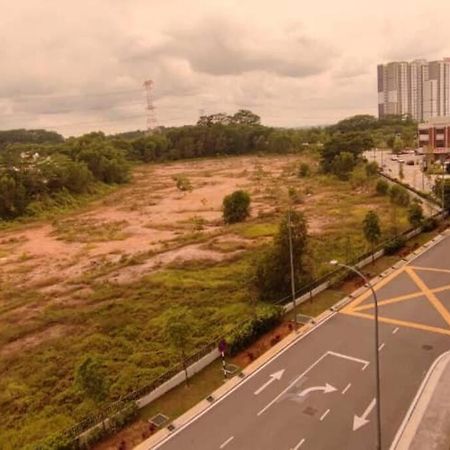 Hzb301-Selfcheck-In-Wi-Fi- Netflix- Parking- Pool-2 Bedroom- Klia, 7099 Szepang Kültér fotó